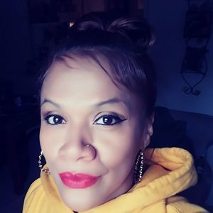 Meet your Posher, Michaelle